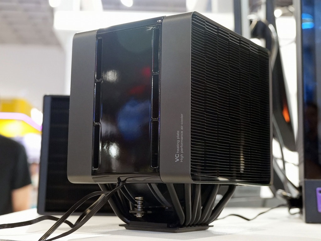 COMPUTEX 2026：DeepCool九州风神旗舰风冷“ASSASSIN V VISION”高性能CPU散热器新品