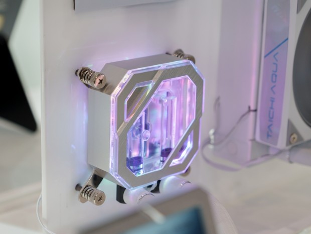 COMPUTEX2026:Asrock华擎另外一款高阶一体水冷TAICHI AQUA 360 LCD